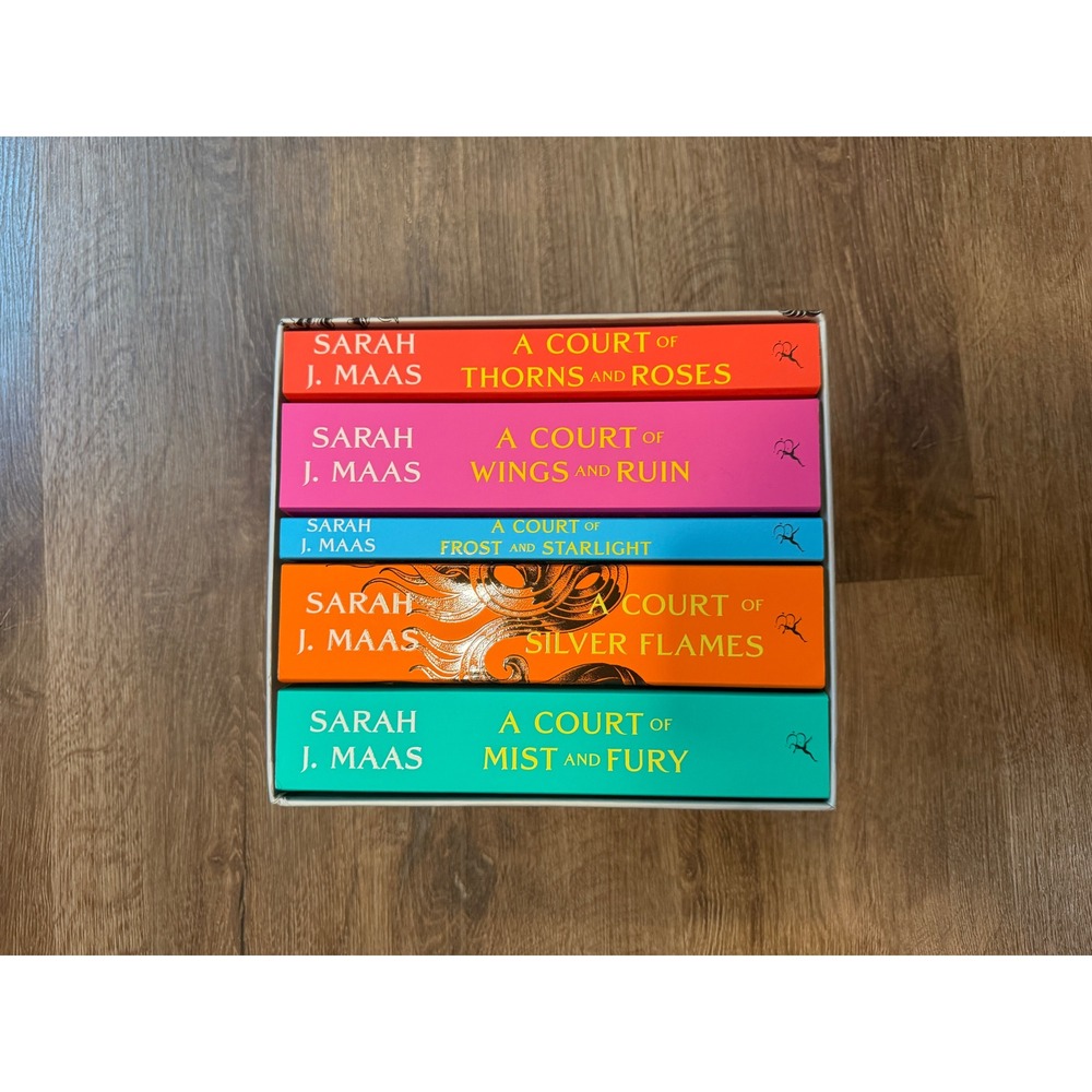 Sarah J Maas A Court of Thorns and Roses 5 Book Hardcover Box Set ACOTAR Series